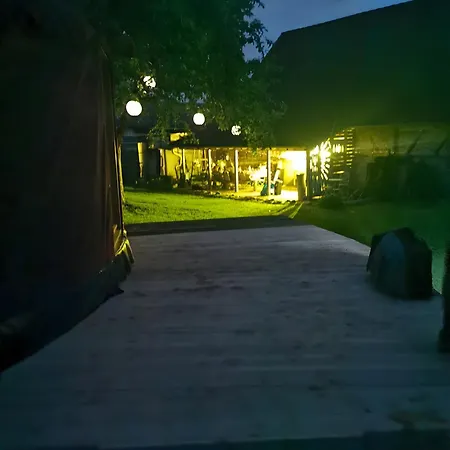 Campsite Loewenhof Jurte