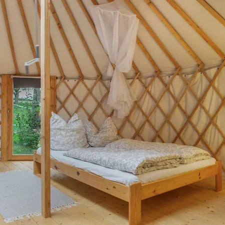 Camping Loewenhof Jurte Wald (Baden-Wurttemberg)